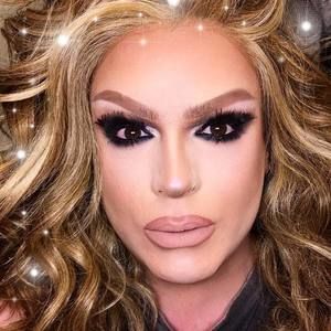 Meet your Posher, Satine